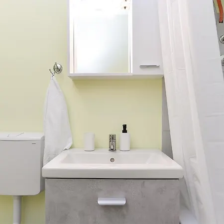 Apartment Pula 2187 * פולה