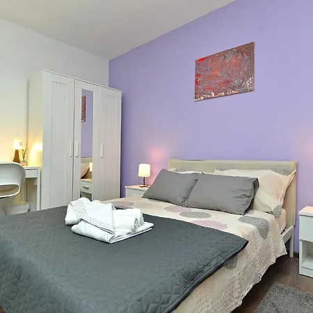 Apartment Pula 2187 דירה *