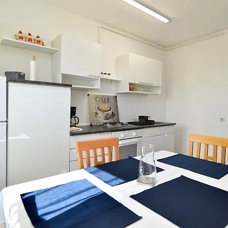 アパート Apartment Pula 2187 *