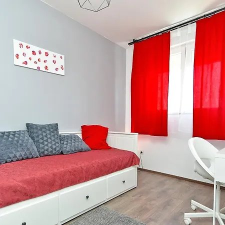 Apartment Pula 2187 プーラ